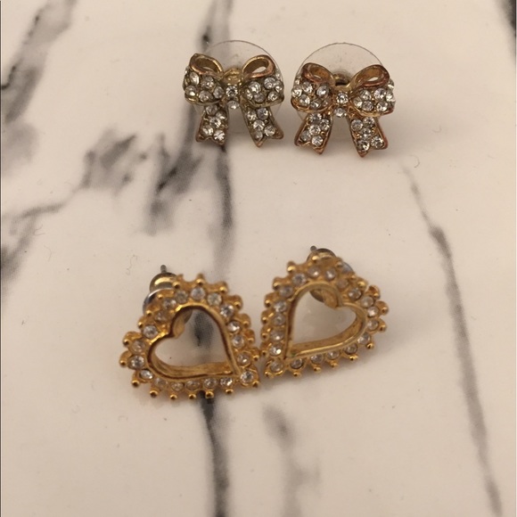 Bundle of earrings from Buckle - Picture 4 of 11